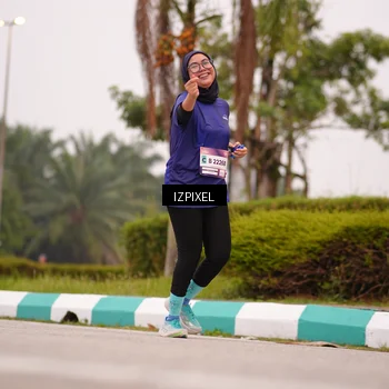 Runner Photo 7536031