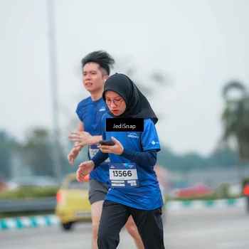 Runner Photo 7536044