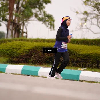 Runner Photo 7536054