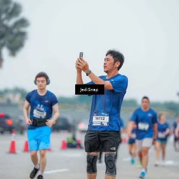 Runner Photo 7536057