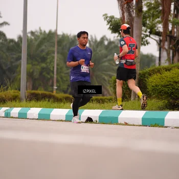 Runner Photo 7536062