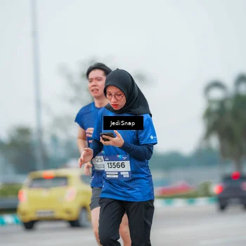 Runner Photo 7536066