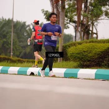 Runner Photo 7536077