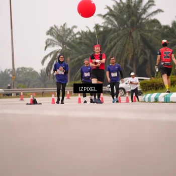 Runner Photo 7536086