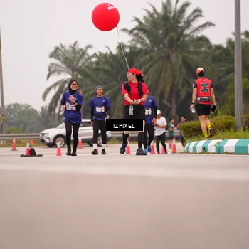 Runner Photo 7536095
