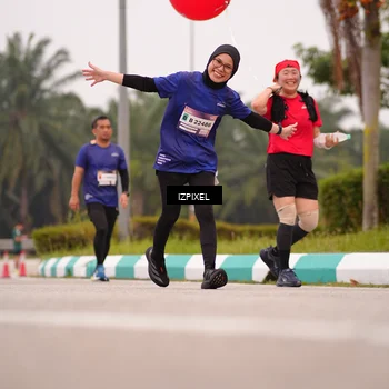 Runner Photo 7536108
