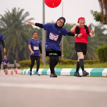 Runner Photo 7536110