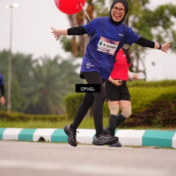 Runner Photo 7536123