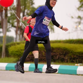 Runner Photo 7536129