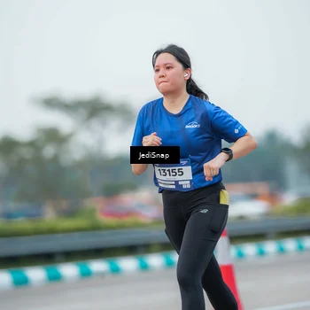 Runner Photo 7536130