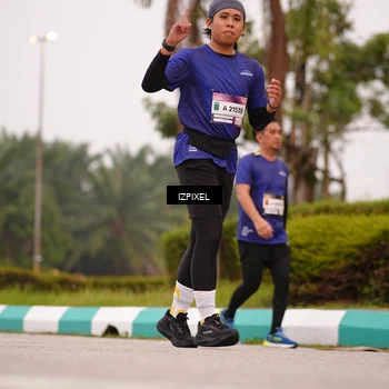 Runner Photo 7536140