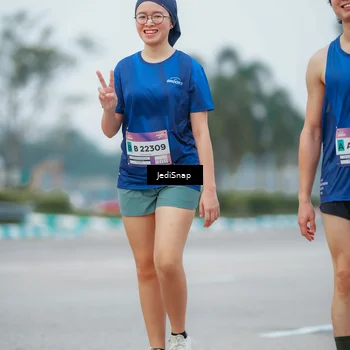 Runner Photo 7536177