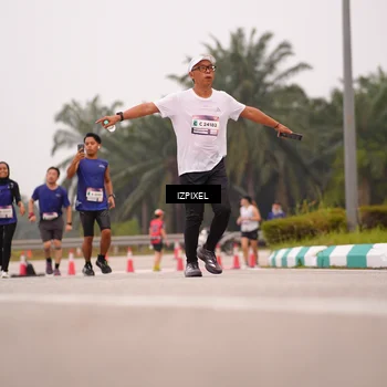 Runner Photo 7536178
