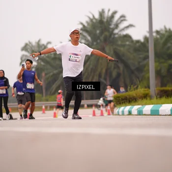Runner Photo 7536186
