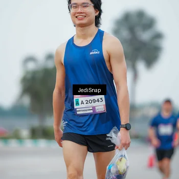 Runner Photo 7536192