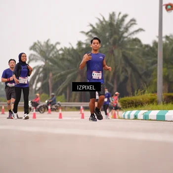 Runner Photo 7536199