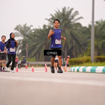 Runner Photo 7536200