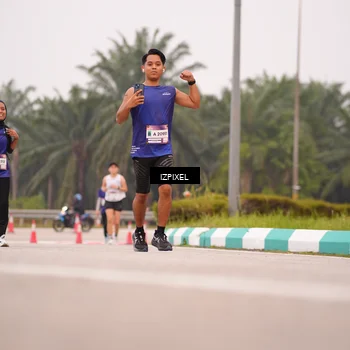 Runner Photo 7536206