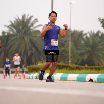 Runner Photo 7536213
