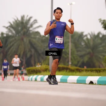 Runner Photo 7536215