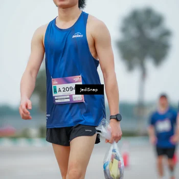 Runner Photo 7536216