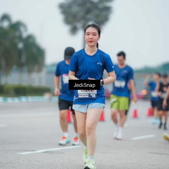 Runner Photo 7536220