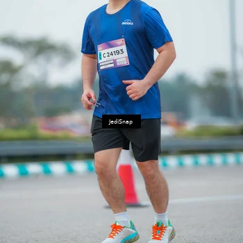 Runner Photo 7536250