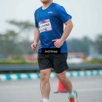 Runner Photo 7536260