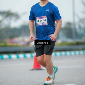 Runner Photo 7536261