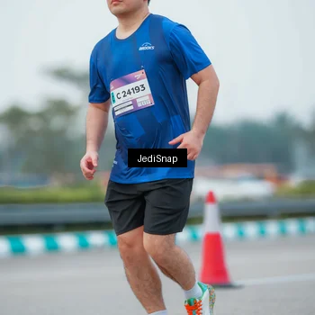 Runner Photo 7536266