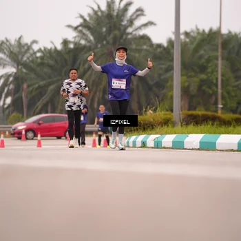 Runner Photo 7536276