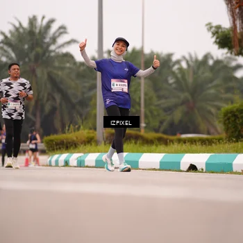 Runner Photo 7536280