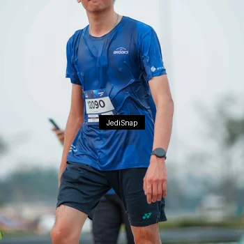 Runner Photo 7536295