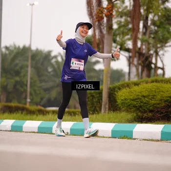 Runner Photo 7536301
