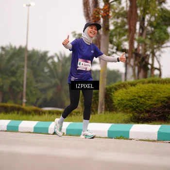 Runner Photo 7536302