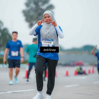 Runner Photo 7536309