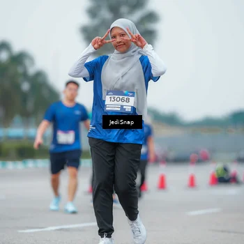 Runner Photo 7536326
