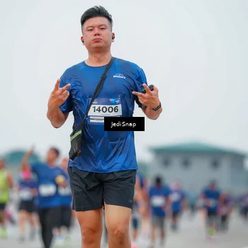 Runner Photo 7536328