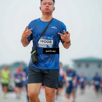 Runner Photo 7536338