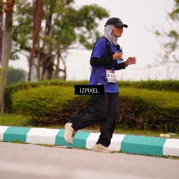 Runner Photo 7536346