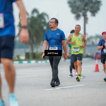 Runner Photo 7536361