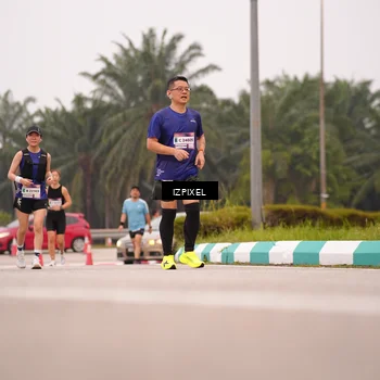 Runner Photo 7536364