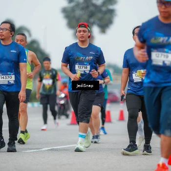 Runner Photo 7536370