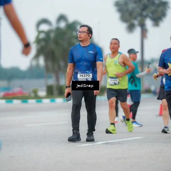 Runner Photo 7536374