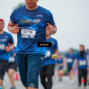 Runner Photo 7536385