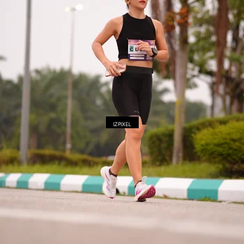 Runner Photo 7536400