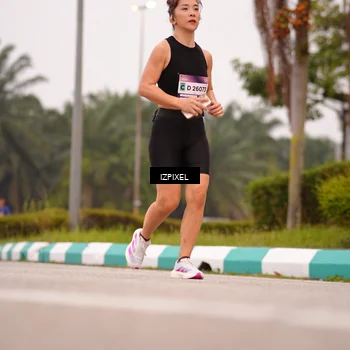 Runner Photo 7536403