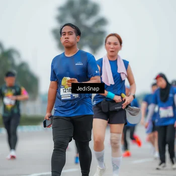 Runner Photo 7536409