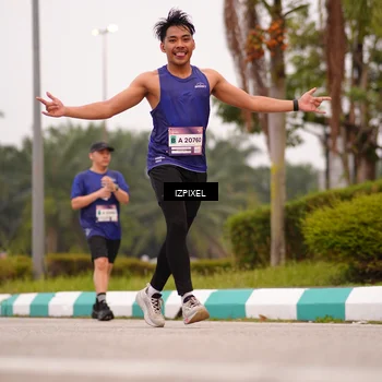 Runner Photo 7536443