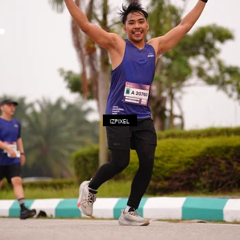 Runner Photo 7536453
